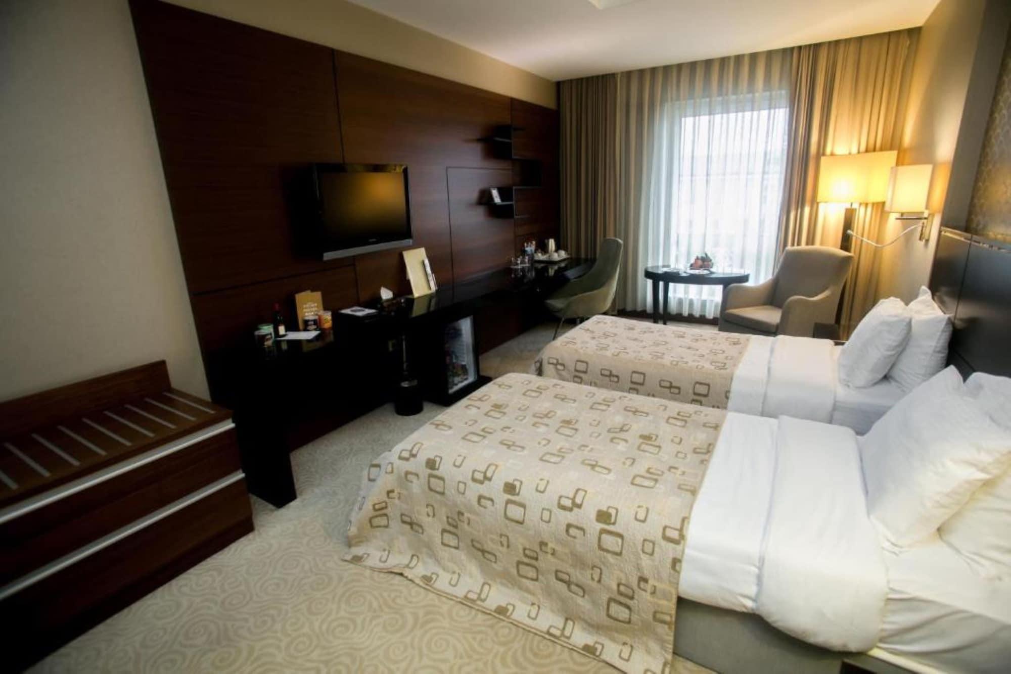 Point Hotel Baku Extérieur photo