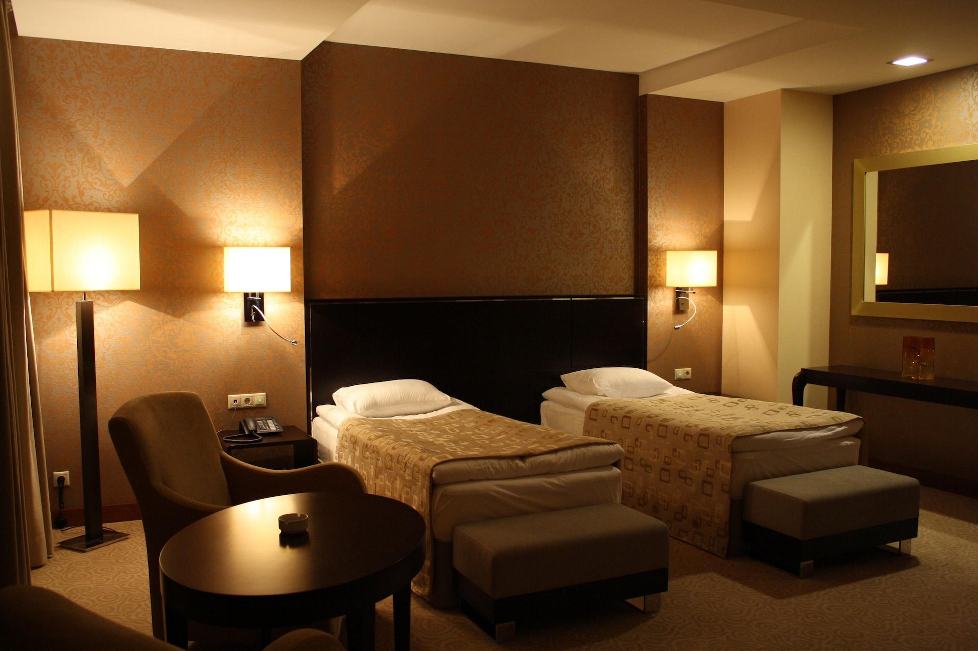 Point Hotel Baku Extérieur photo