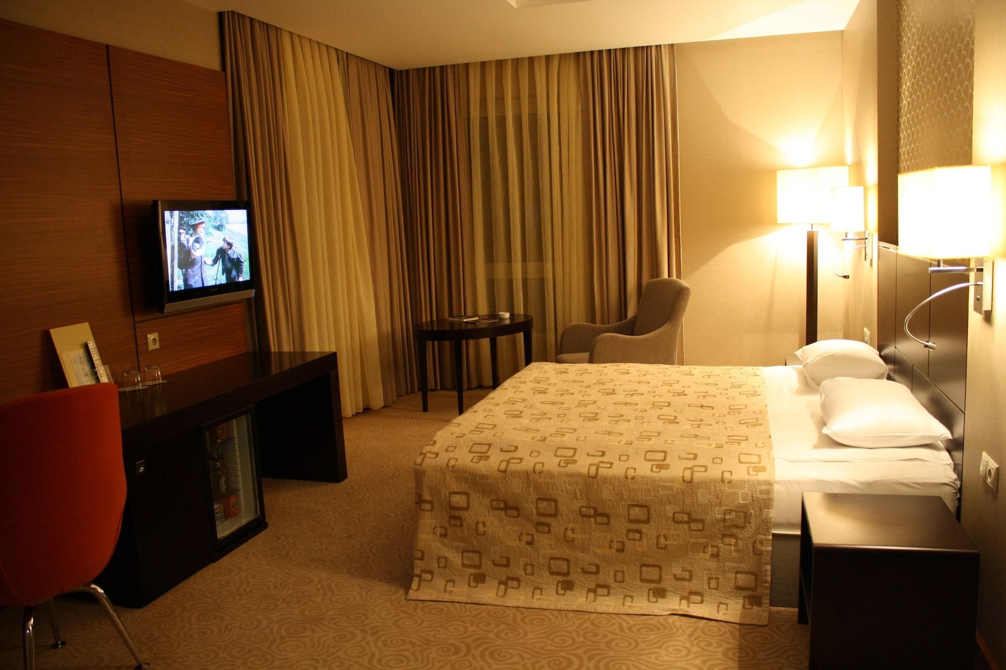 Point Hotel Baku Extérieur photo