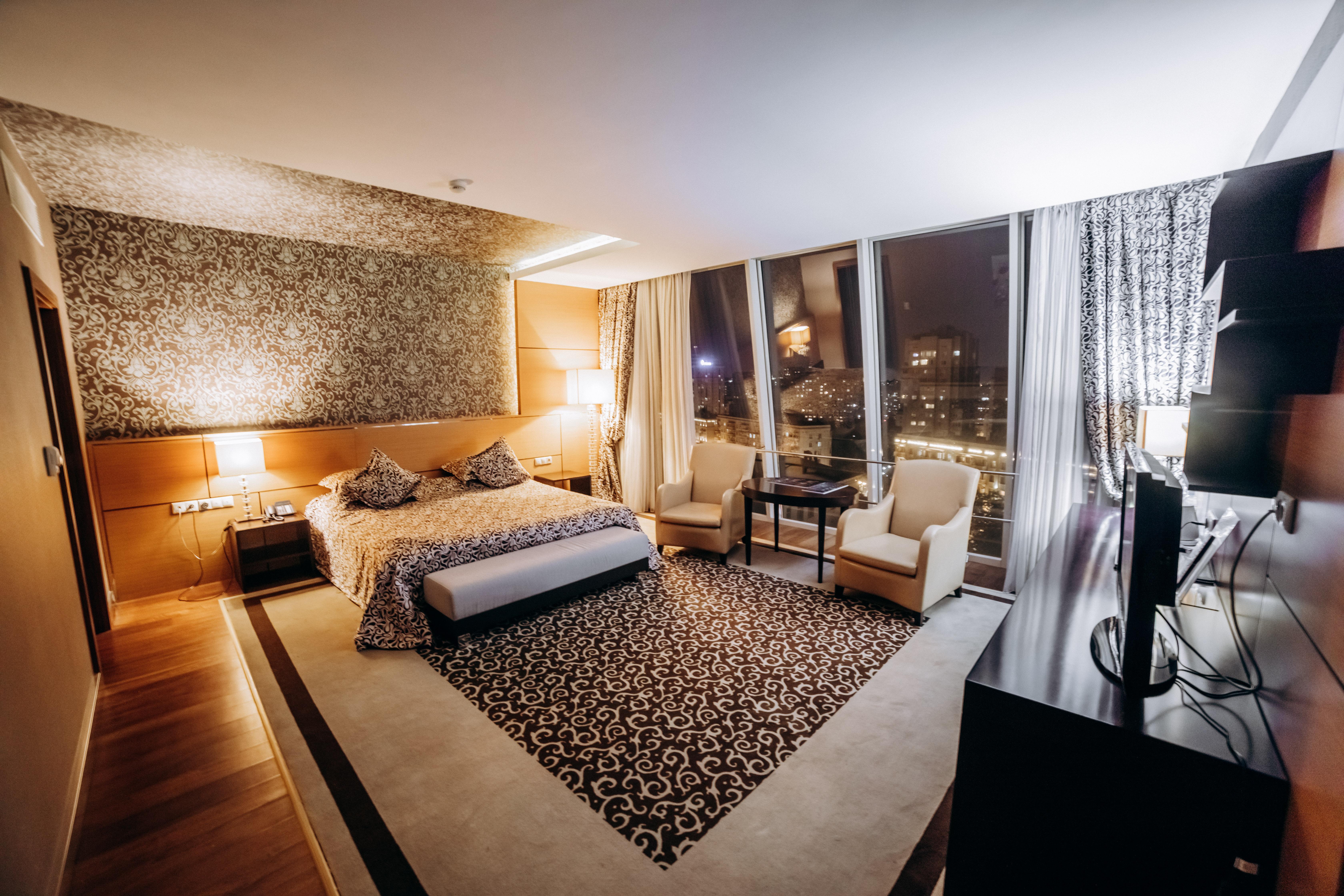 Point Hotel Baku Extérieur photo