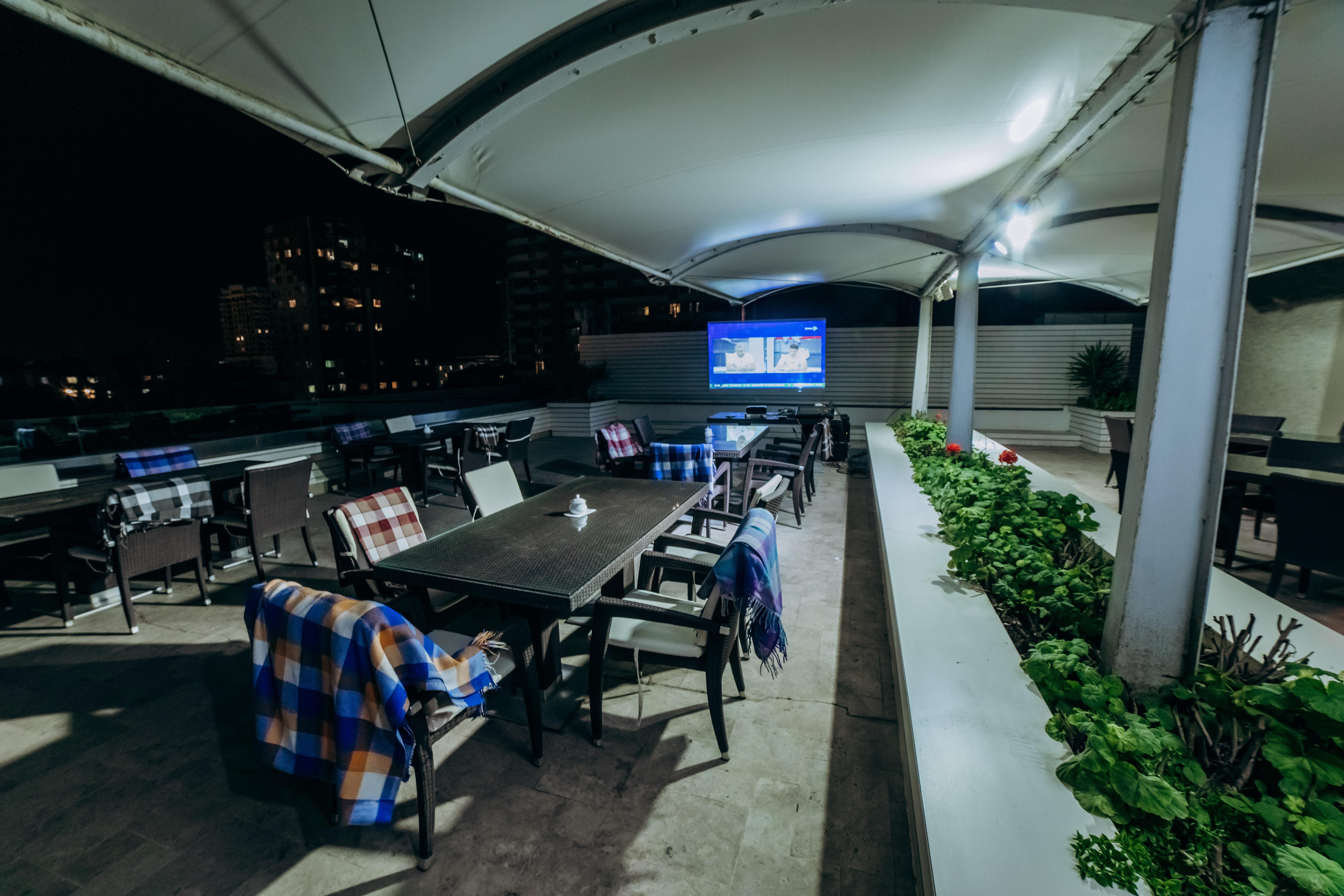 Point Hotel Baku Extérieur photo