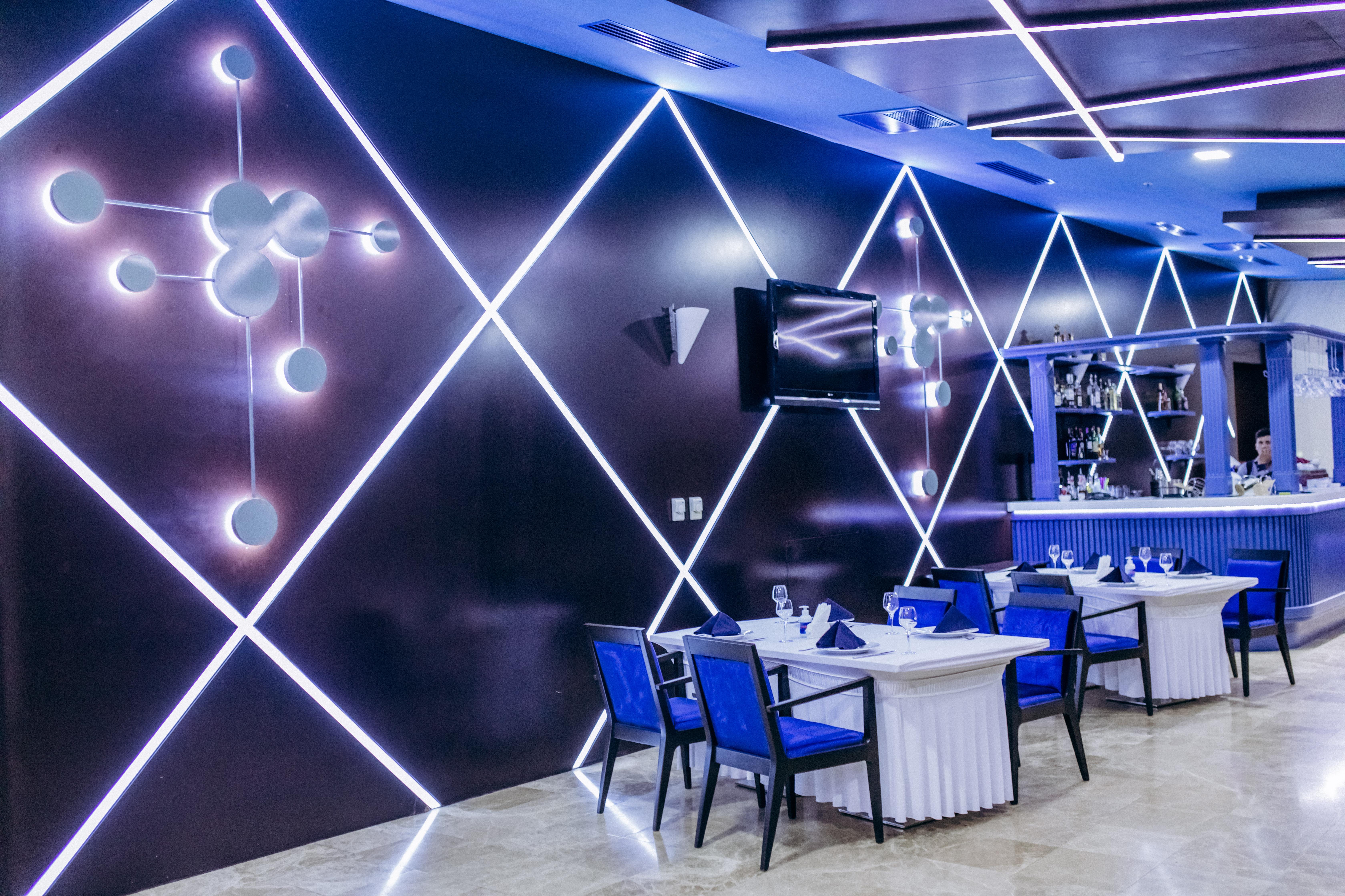 Point Hotel Baku Extérieur photo