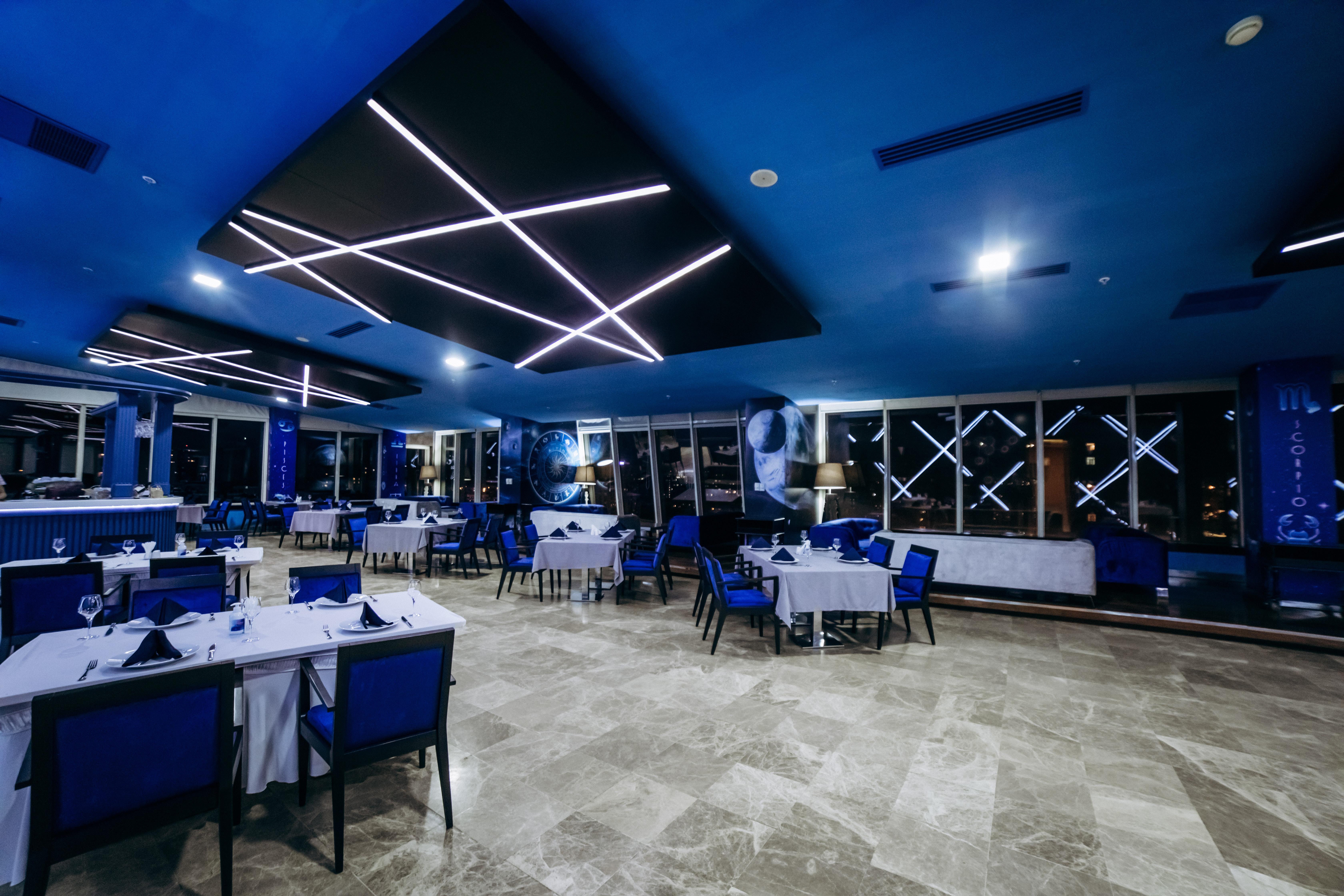 Point Hotel Baku Extérieur photo