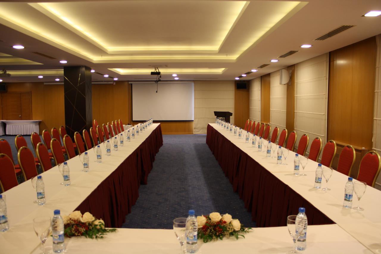 Point Hotel Baku Extérieur photo